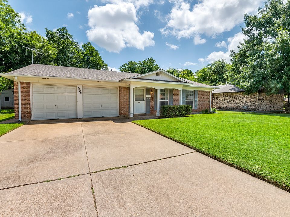 1st image of 1006 Fayette Dr