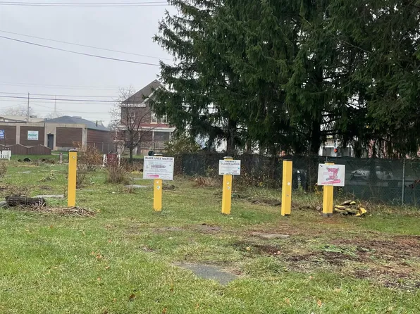 1567-1569 Cleveland Ave, Columbus, OH 43211