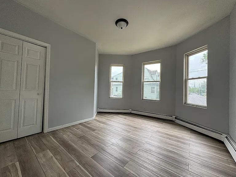 88 Chadwick Ave #1E — Photo 10