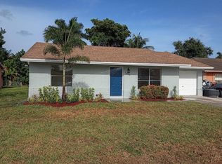 7406 Willow Spring Cir N, Boynton Beach, FL 33436