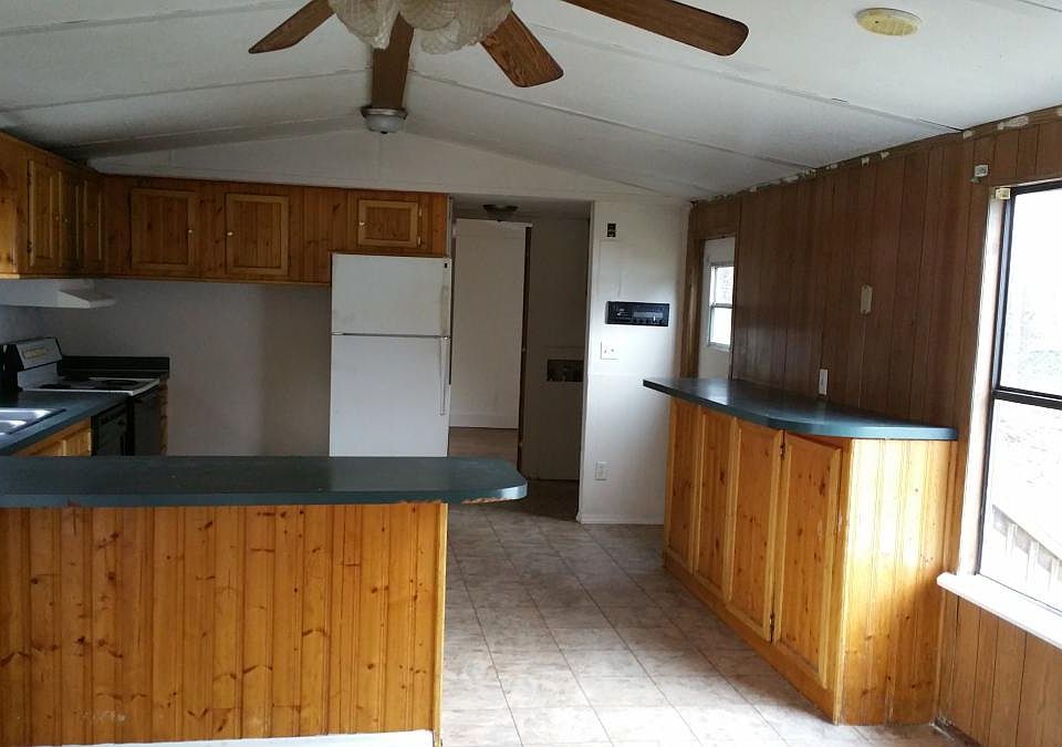 1st image of 982 Craven Ln