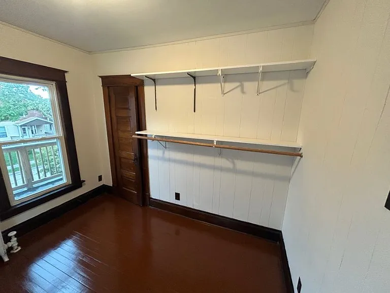 1213 S 72nd St — Photo 12