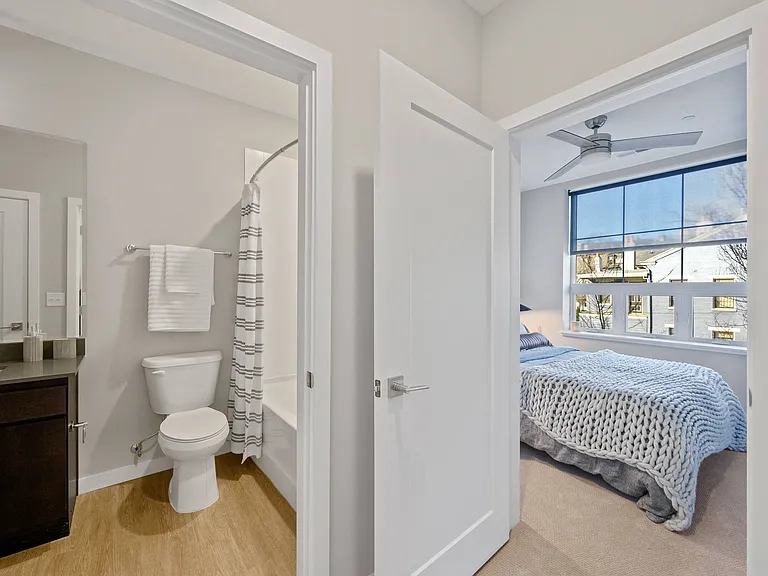 JRG Lofts — Photo 9