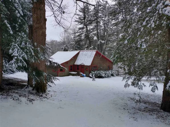 143 Old Stage Road, Putney, VT 05346