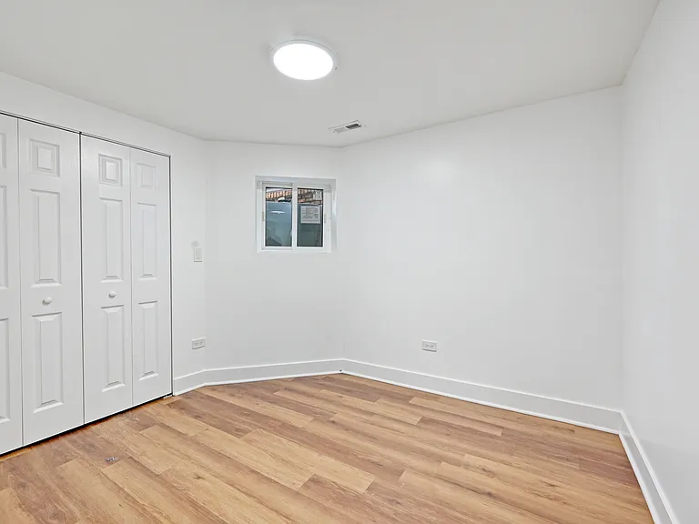 4732 W Monroe St #2 — Photo 10