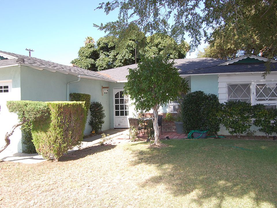 1st image of 130 N Windgap Dr
