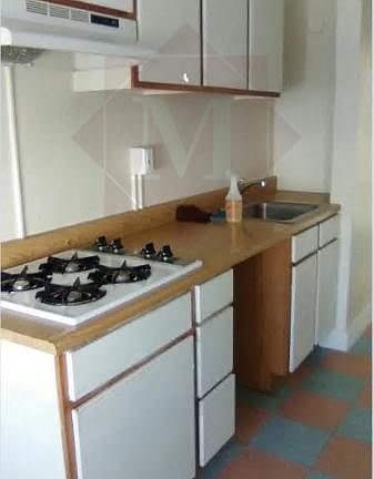 5th image of 87 S Oak St #10