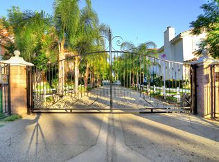 13835 Ordin Ranch Rd, Valley Glen, CA 91401