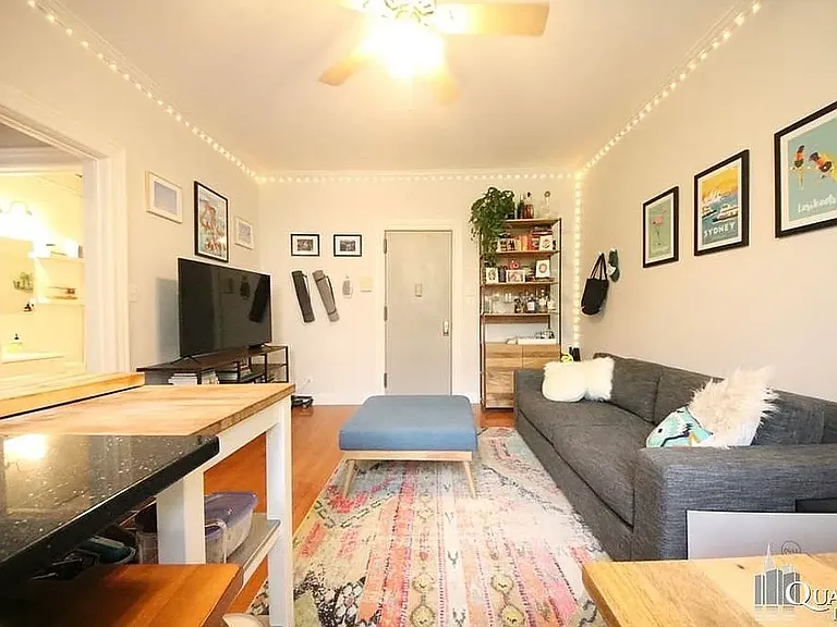 34 E 11th St #4B — Photo 4