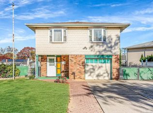 495 N Railroad Ave, Lindenhurst, NY 11757