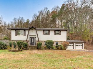 1136 Green Pond Rd, Soddy Daisy, TN 37379
