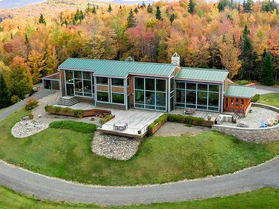 3rd image of 402 Baker Hill Road