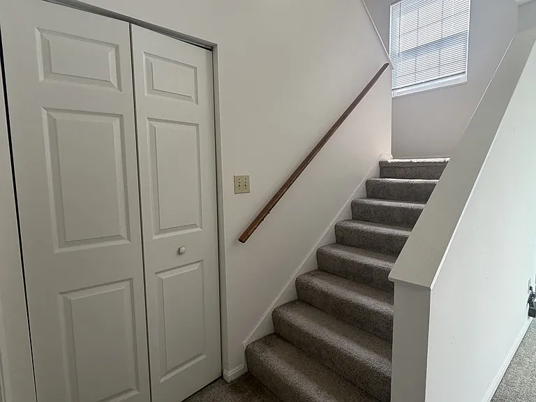 510 Grant Dr #1 — Photo 7