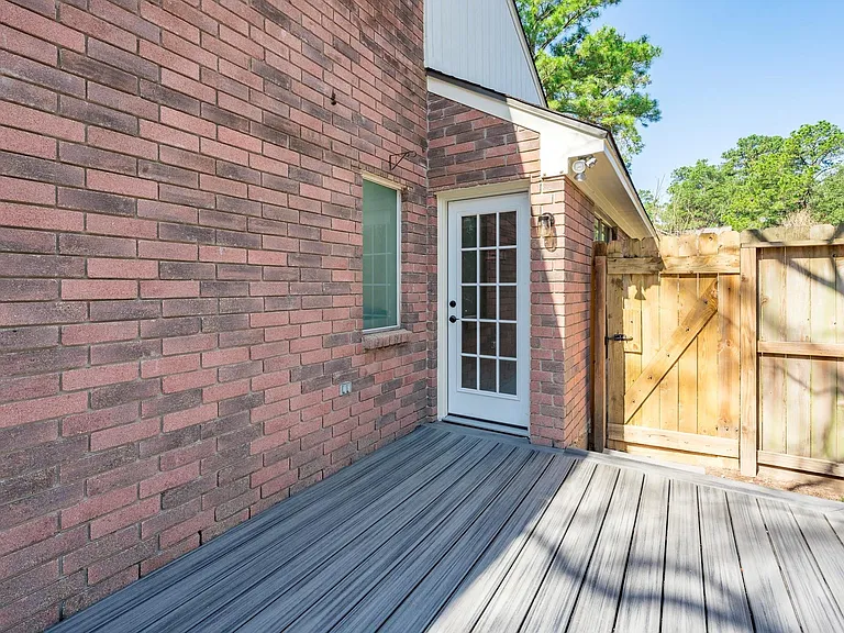 23 E Stony Bridge Cir — Photo 36