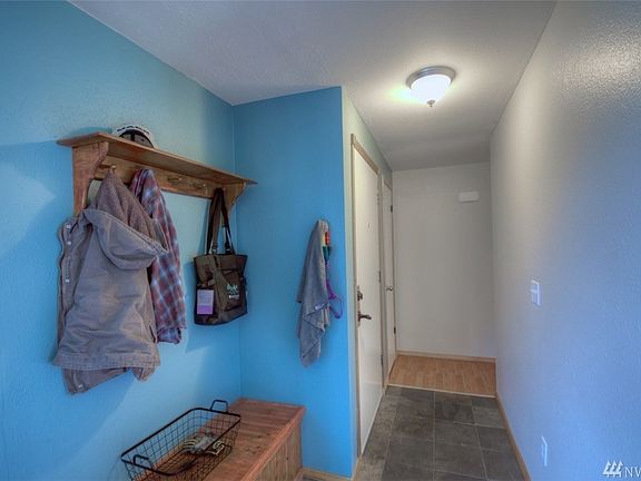 2nd image of 1439 Orchard Ct N