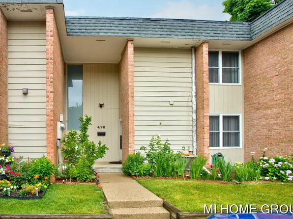 4140 W Saxony Dr SE, Grand Rapids, MI 49508