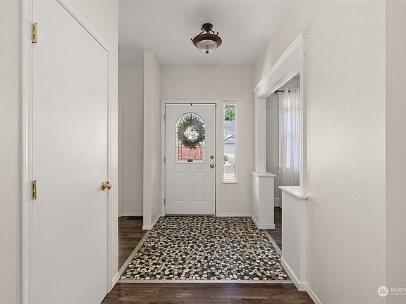 4th image of 4618 208th street Court E