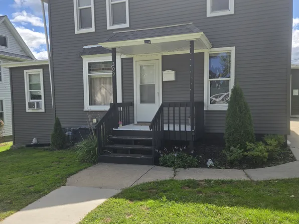309 2nd Ave #309, Baraboo, WI 53913
