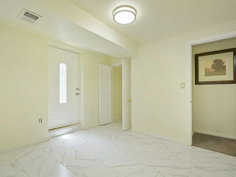 7079 S Curtice St #BASEMENT — Photo 23