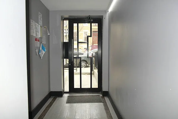 Rented by Rennit Inc. | media 47