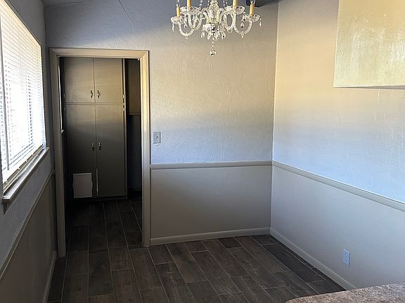 kitchen dining area