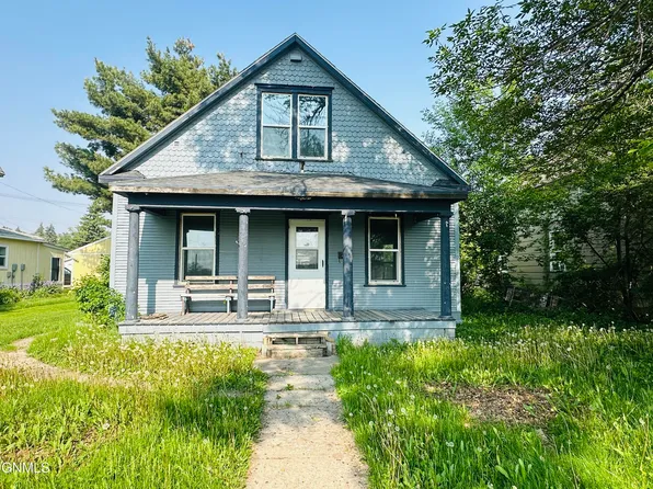 312 4th Ave NE, Jamestown, ND 58401