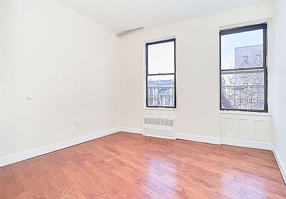 4th image of 945 Saint Nicholas Ave APT 1A