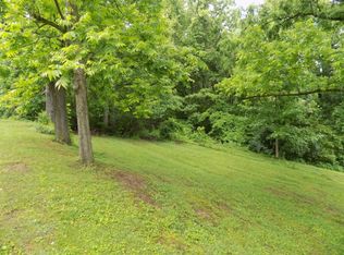 118 Park Hill Rd, Johnson City, TN 37601