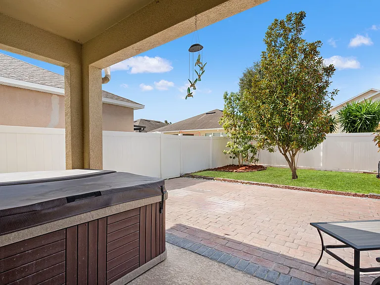 7506 Forest Mere Dr — Photo 26