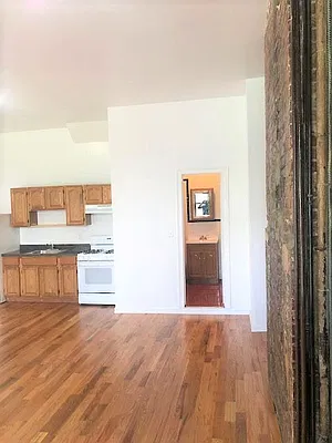 Rented by EXR | media 6