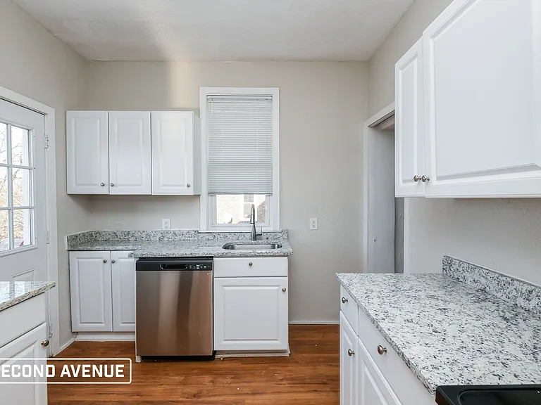 5118 Delford St — Photo 2