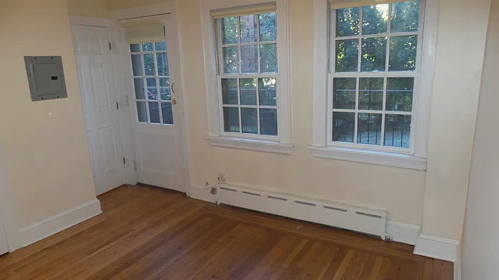 Rented by Metro Garden Realty NYC | media 14