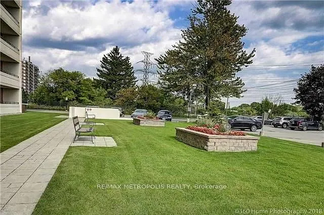101 Prudential Dr #811 — Photo 1
