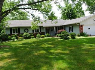 6680 Metro Park Dr, Mayfield Village, OH 44143