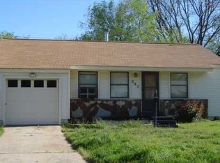 307 Russell Dr, Midwest City, OK 73110