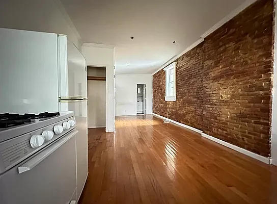 Rented by Kahana Real Estate LLC | media 1