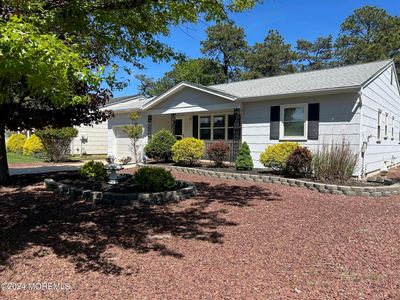 114 Castleton Drive, Toms River, NJ, 08757