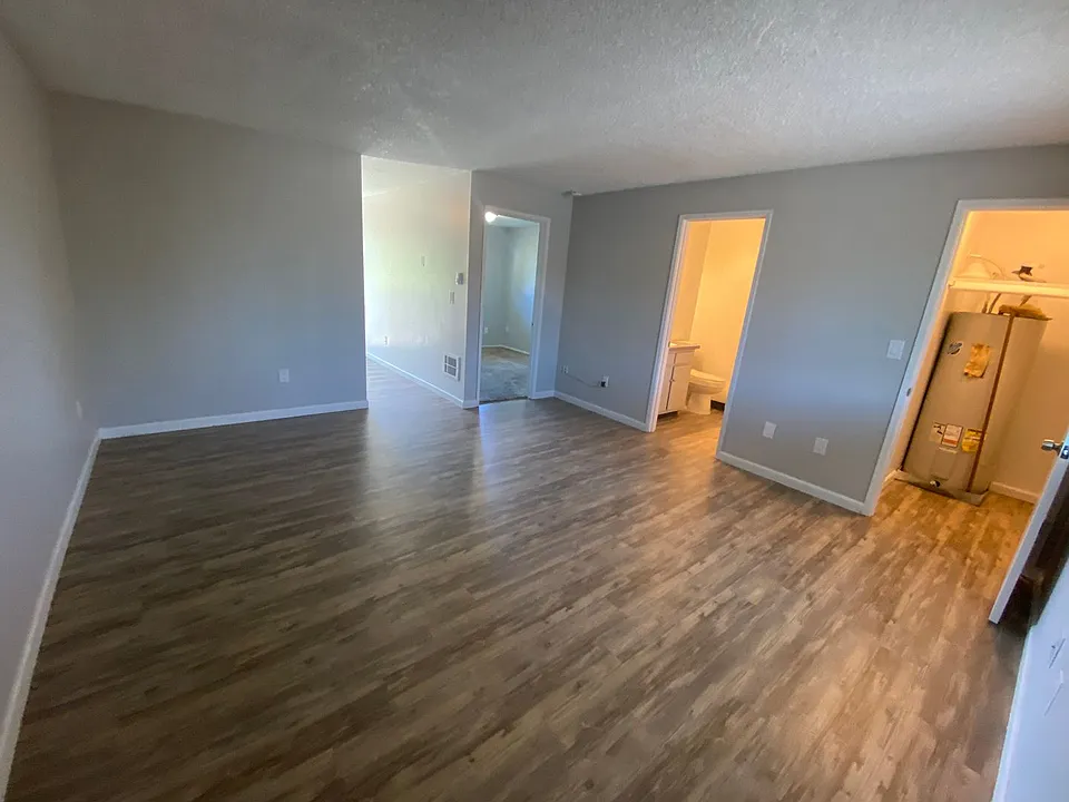Meadow Creek Apartments