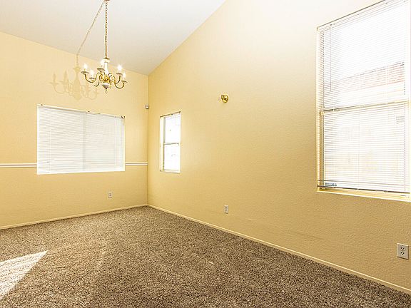 5th image of 40204 La Cota Dr