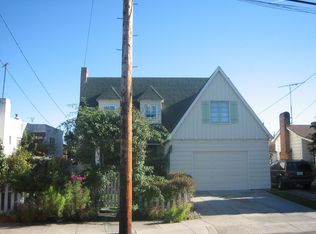 1132 Versailles Ave, Alameda, CA 94501