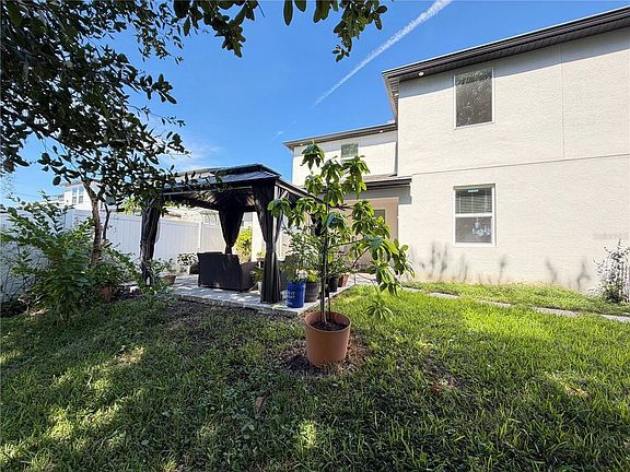 5th image of 1506 Pines End Pl