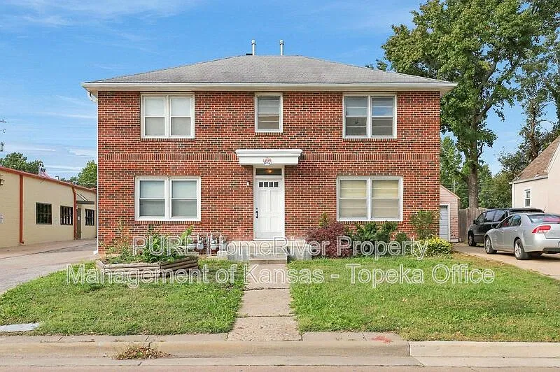 1239 SW Oakley Ave #3