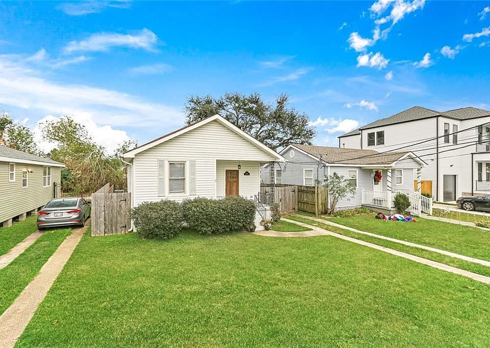 1st image of 5219 Mandeville St
