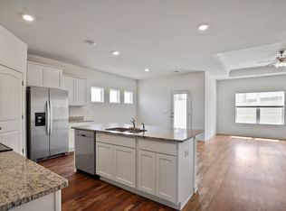 2020 Lonesome Hen Ln, Alabaster, AL 35007