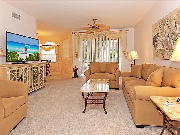 500 Lambiance Cir #5-104 — Photo 2