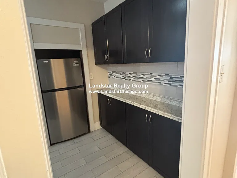 1916 W Morse Ave #2N — Photo 11
