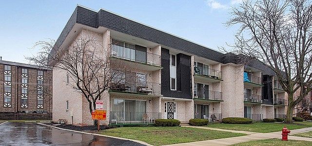 1st image of 10354 S Parkside Ave