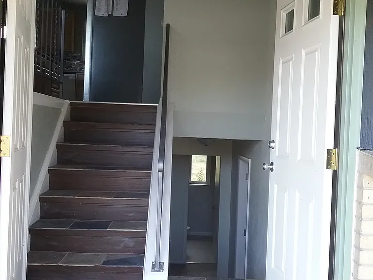 615 Ammons St — Photo 8