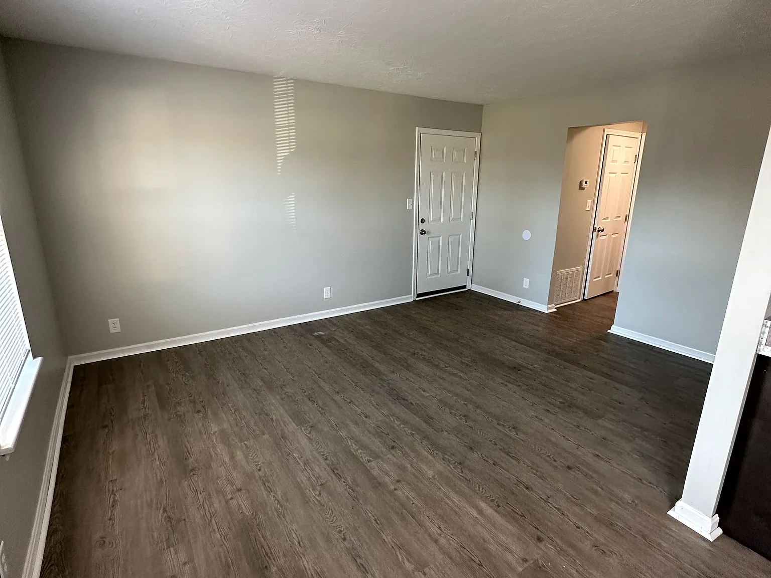 2 bed, 850 sqft, $1,000 — Photo 1