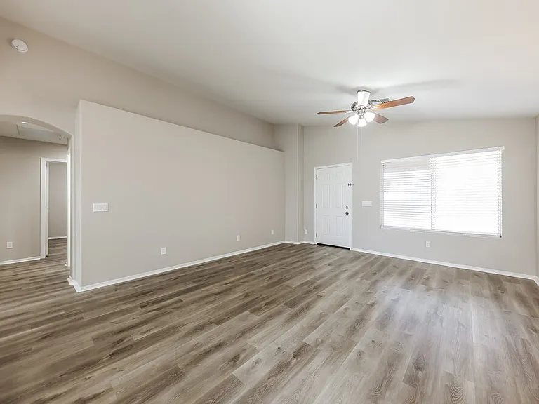 20972 N 84th Ln — Photo 3